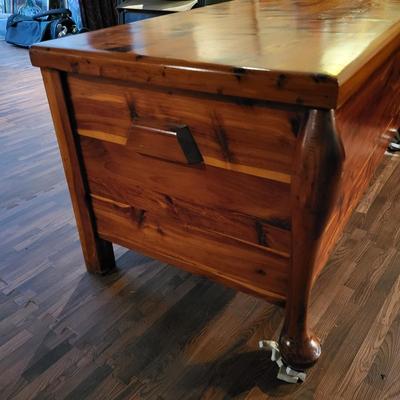 LOT 146: Vintage Federal Equipment Co. Red Cedar Wooden Storage Chest