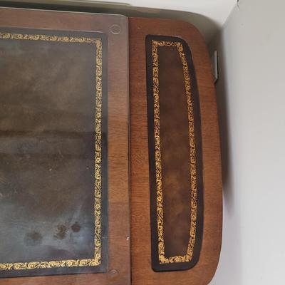 LOT 147: Vintage Mahogany Dual End Drop-Leaf Coffee Table with Cover