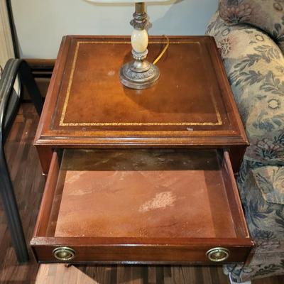 LOT 151: Matching Pair of Square and Drum Style End Tables with Table Lamp