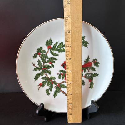 LOT 157: Believe Blocks, Cardinal Wall Art, Lefton Plate, St Nicholas Square 1999 Cardinal Bowl & More