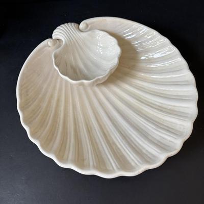 LOT 158: At the Beach Collection: Lifeguard Chair Accent Lamp, Staine Glass Candle Holder Scalloped Shell Chip n Dip Bowl & More