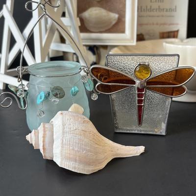 LOT 158: At the Beach Collection: Lifeguard Chair Accent Lamp, Staine Glass Candle Holder Scalloped Shell Chip n Dip Bowl & More
