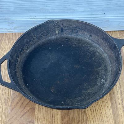 LOT 161: Cast Iron Collection: Wagner & Lodge