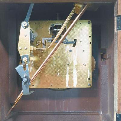 LOT 164: Seth Thomas Key Wound Mantel Clock