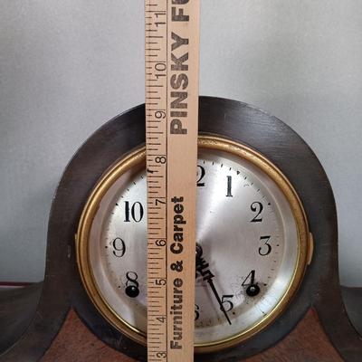 LOT 165: Seth Thomas Key Wound Mantle Clock