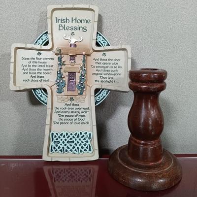 LOT 171: Wood Desk Organizer with Framed Art, Picture Frames & More