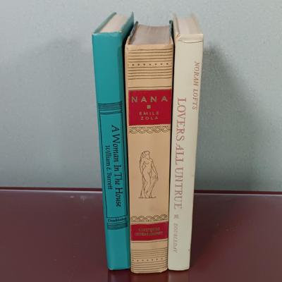 LOT 171: Wood Desk Organizer with Framed Art, Picture Frames & More