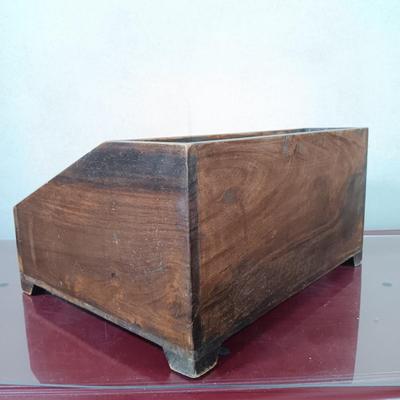 LOT 171: Wood Desk Organizer with Framed Art, Picture Frames & More