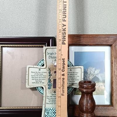 LOT 171: Wood Desk Organizer with Framed Art, Picture Frames & More