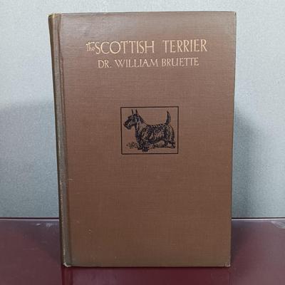 LOT 172: Collection of Scottish Terrier Decor