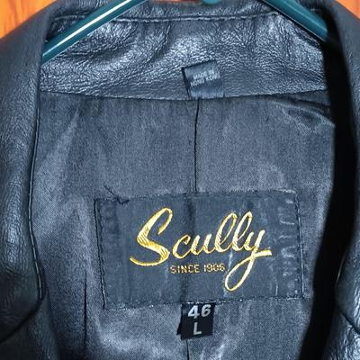 LOT 174: Scully Leather Jacket Size Large