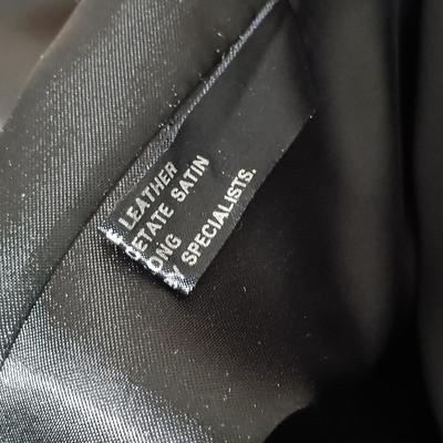 LOT 174: Scully Leather Jacket Size Large