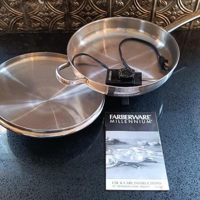 LOT 180: Elite Platinum Electric Chafing Dish & Farberware Stainless Steel Skillet