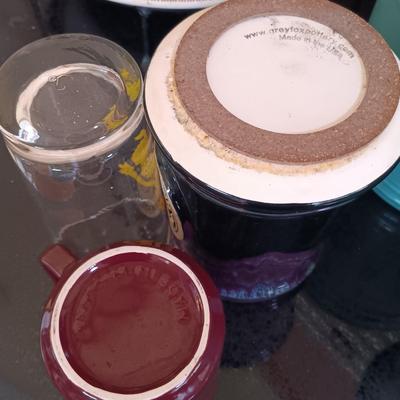LOT 181: Pie Stand, Cook's Club Jars, Pyrex Pie Dish & More