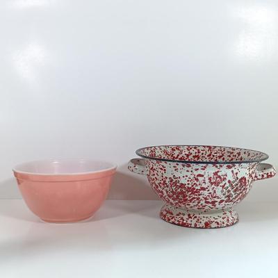 LOT 187: Purple Pyrex Mixing Bowls, Holland Mold Cabbage, Enamelware Strainer & More