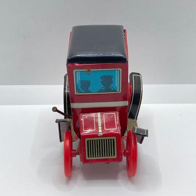 LOT 190: Vintage Toy Cars / Trucks - Metal Lever Action, Hallmark and Ertl Tastykake Bank