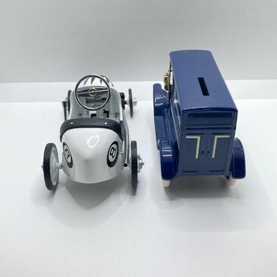 LOT 190: Vintage Toy Cars / Trucks - Metal Lever Action, Hallmark and Ertl Tastykake Bank