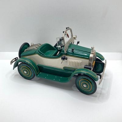 LOT 192: Vintage Automobile Decanter with Shot Glasses, Hallmark Kiddie Car Classics Toy Car, 1987 Glasstown Auto Show Paper Weight and...