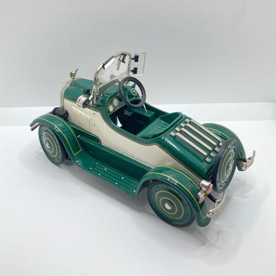 LOT 192: Vintage Automobile Decanter with Shot Glasses, Hallmark Kiddie Car Classics Toy Car, 1987 Glasstown Auto Show Paper Weight and...