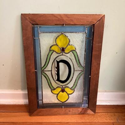 LOT 193: Collection of Framed Wall Art for DIY Projects, Repair and Crafting