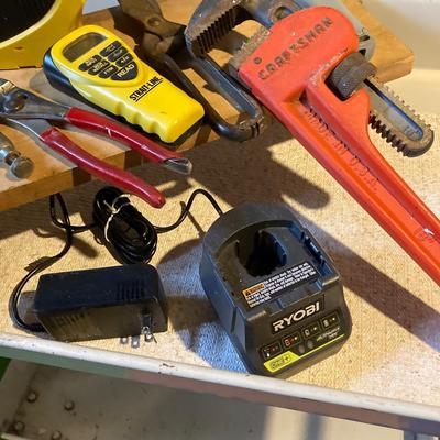 LOT 194: Metal Rolling Utility Cart with Tools - Vise, Craftsman, Ryobi Inclluded