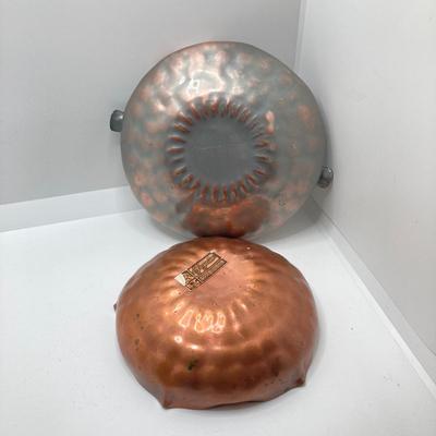 LOT 198: Gorham Sterling Silver Scalloped Clam Shell Trinket Dish along with Gregorian Copper Ashtray / Bowl and More - TW 77.66 gtw