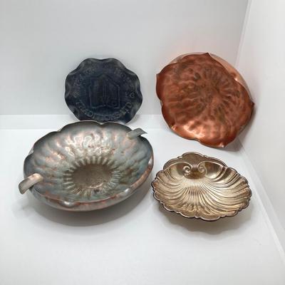 LOT 198: Gorham Sterling Silver Scalloped Clam Shell Trinket Dish along with Gregorian Copper Ashtray / Bowl and More - TW 77.66 gtw