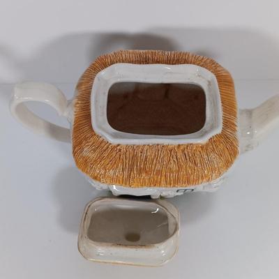 LOT 218: Irish Collectibles