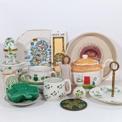 LOT 218: Irish Collectibles