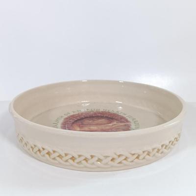 LOT 218: Irish Collectibles