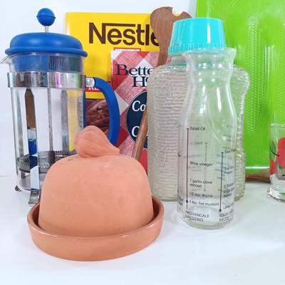 LOT 220: Vintage Kitchen Collection