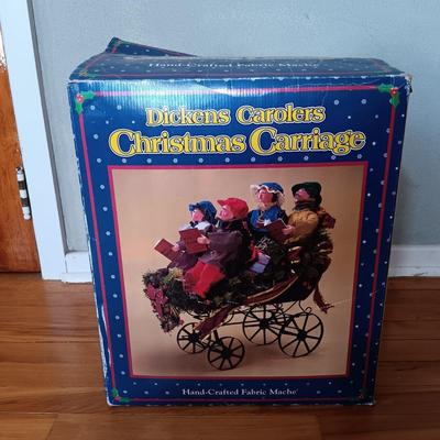 LOT 229: Animated Writing Santa with Candlelight & Christmas Carriage