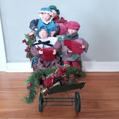 LOT 229: Animated Writing Santa with Candlelight & Christmas Carriage