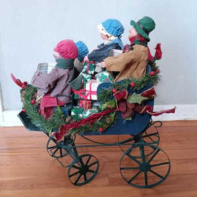 LOT 229: Animated Writing Santa with Candlelight & Christmas Carriage