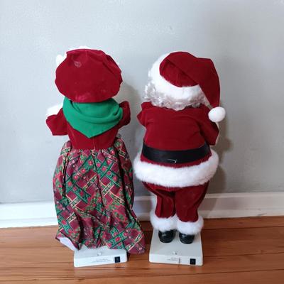 LOT 230: BECO Blow Mold Christmas Lamp Post with Nutcracker, Mrs Claus & Santa Claus