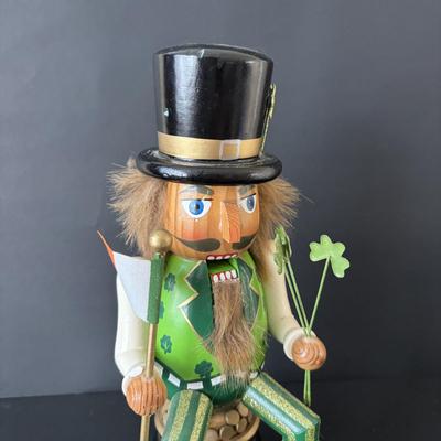 LOT 86: It's Good to Be Irish Collection: Nutcracker, Milk Glass Mugs, Clear & Amber Shamrock Trinket Dishes & More