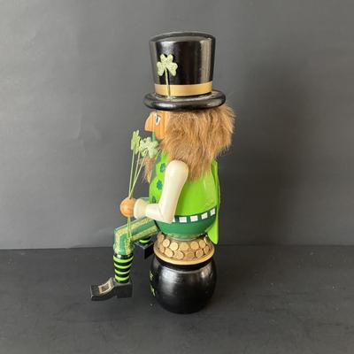 LOT 86: It's Good to Be Irish Collection: Nutcracker, Milk Glass Mugs, Clear & Amber Shamrock Trinket Dishes & More