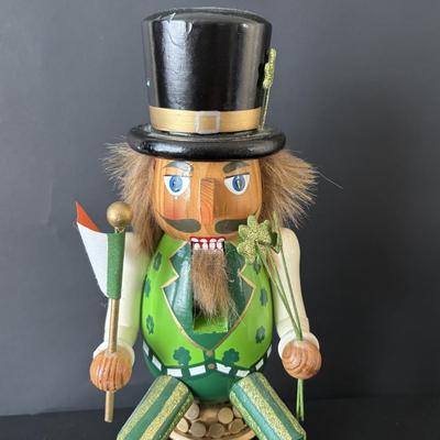 LOT 86: It's Good to Be Irish Collection: Nutcracker, Milk Glass Mugs, Clear & Amber Shamrock Trinket Dishes & More