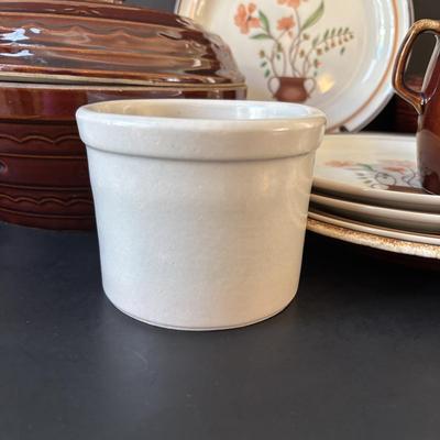 LOT 245: RRP Co Roseville Pottery Stoneware Crock, Hull Pottery Brown Drip Pottery Plate & Pitcher, Marcrest USA Pottery Brown Daisy...