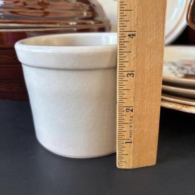 LOT 245: RRP Co Roseville Pottery Stoneware Crock, Hull Pottery Brown Drip Pottery Plate & Pitcher, Marcrest USA Pottery Brown Daisy...