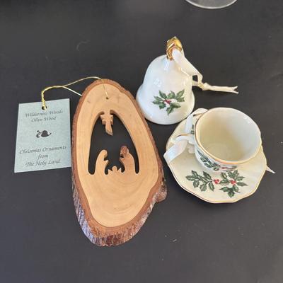 LOT 247: Collection of Irish Holiday Ornaments, Irish Coffee Stemware, Mary Engelbreit Scottie Dog Holiday Teapot
