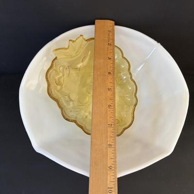 LOT 250: Vintage 1966 Still Life Painting, Milk Glass Bowl and Amber Glass Trinket Dish