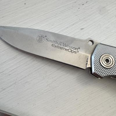 Pocket Knife Lot (3)