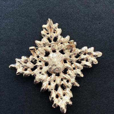 Sale Photo Thumbnail #39: Beautiful, gold tone, fashion, statement brooch. Please see attached photos.