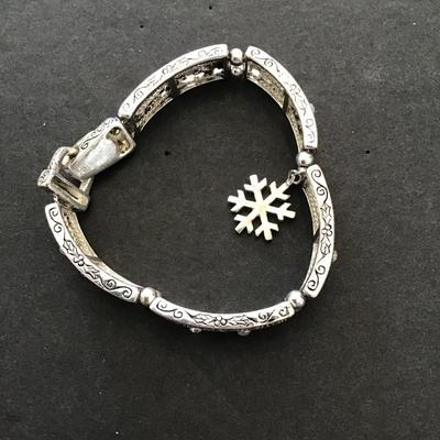 Sale Photo Thumbnail #63: Very nice Silvertone Christmas fashion statement bracelet. Please see attached photos.