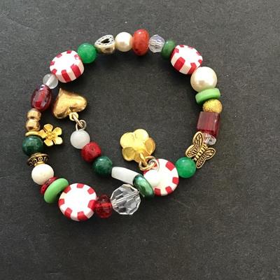 Sale Photo Thumbnail #105: Very nice Christmas fashion statement bracelet. Please see test photos.