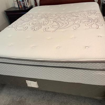 Queen Posturepedic mattress and headboard with shell design