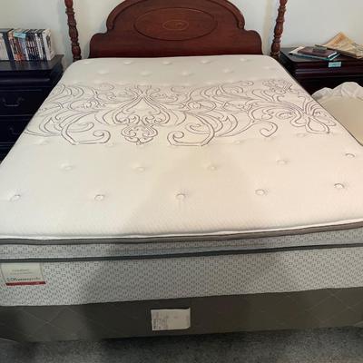 Queen Posturepedic mattress and headboard with shell design