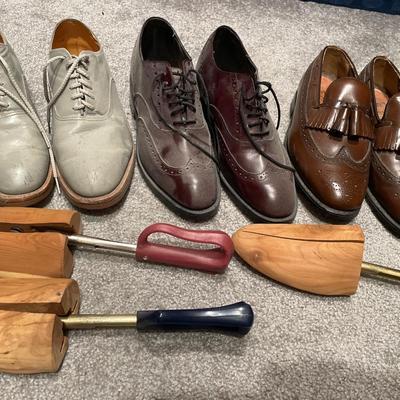 Men’s dress shoes & shoe stretchers