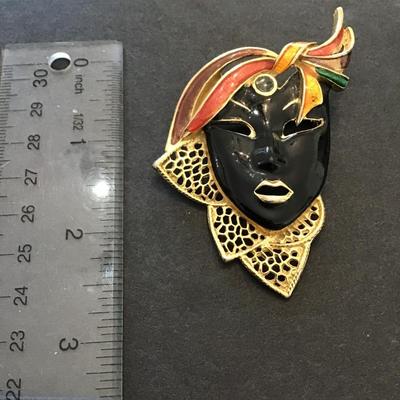 Very nice vintage mask, brooch